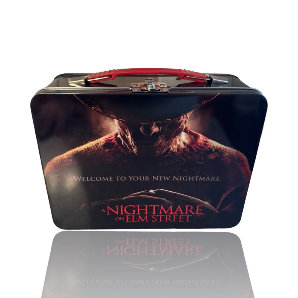 A Nightmare on Elm Street Collectible Tin Lunchbox: NIB: Bioworld: Horror Fan